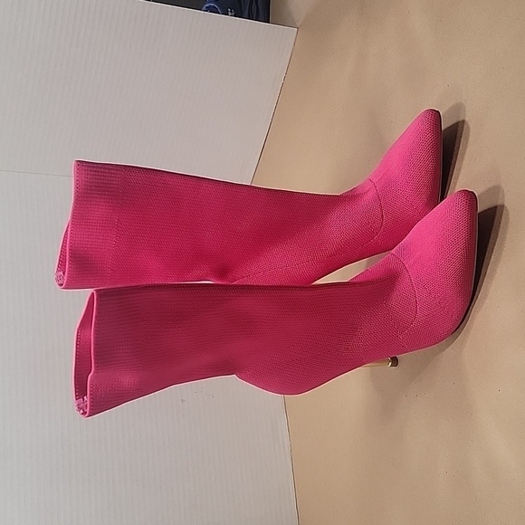Cuccoo, Size 39 (8.5) Hot Pink w/ Gold Stiletto Sock Boots, Barbiecore, EUC - Picture 2 of 8